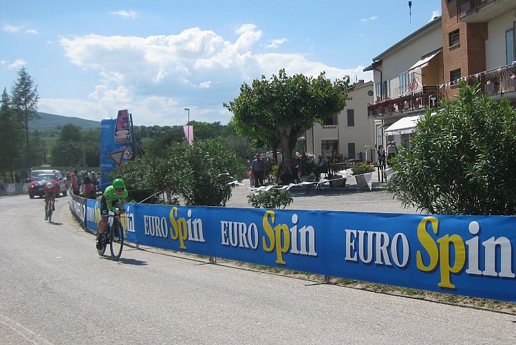 Giro d'Italia tijdrit halverwege bij Bastardo